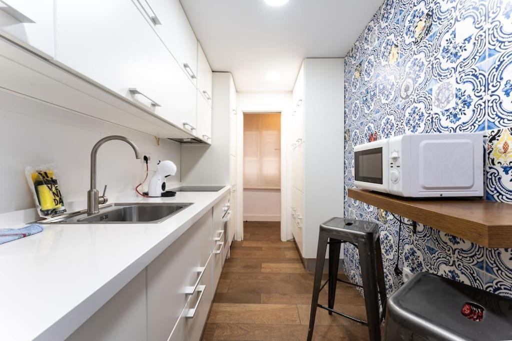 Super Central Malaga Flat With Terrace And Free Parking Exteriör bild