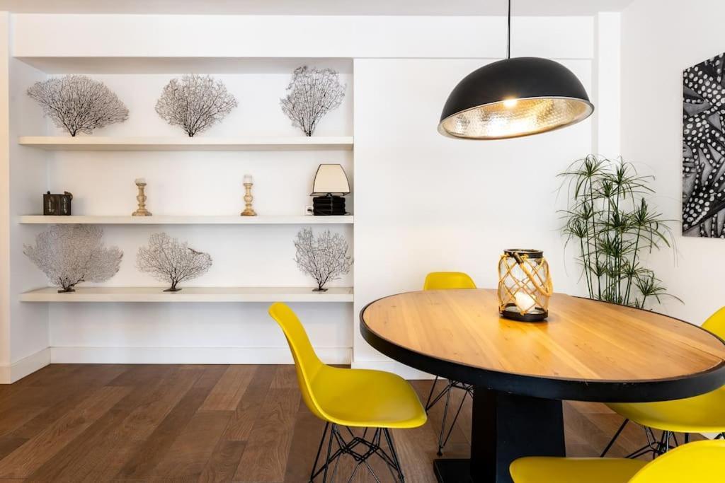 Super Central Malaga Flat With Terrace And Free Parking Exteriör bild