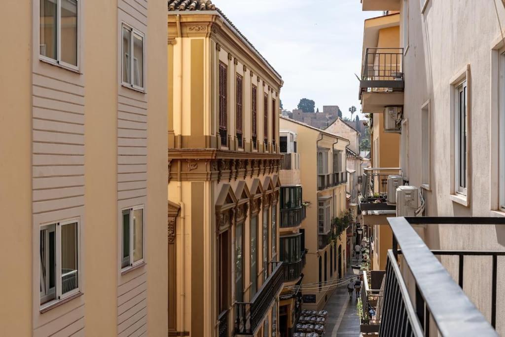 Super Central Malaga Flat With Terrace And Free Parking Exteriör bild